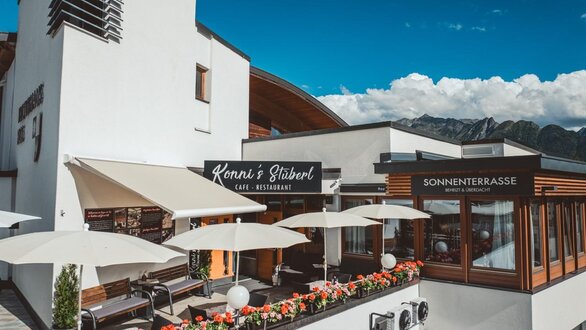 Groß ((c)_LeiterMichael_Stüberl_Terasse-3)