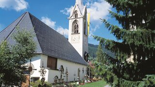 Kirche Sommer