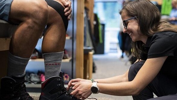 Hiking shoe fitting