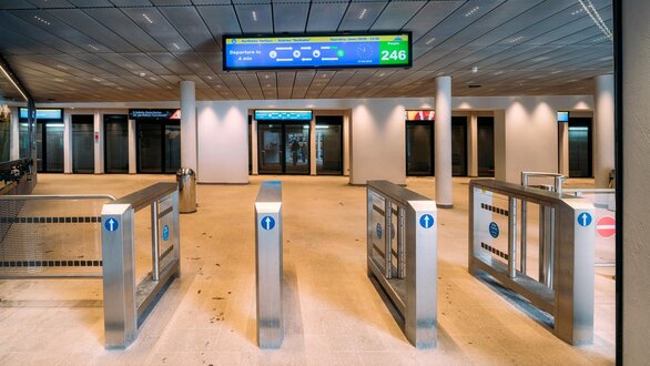 Underground station cable car
